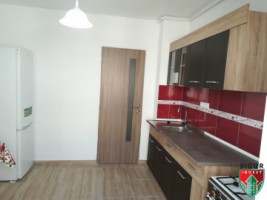 apartament-2-camere-decomandat-et2-zona-vasile-aron-semaforului-12